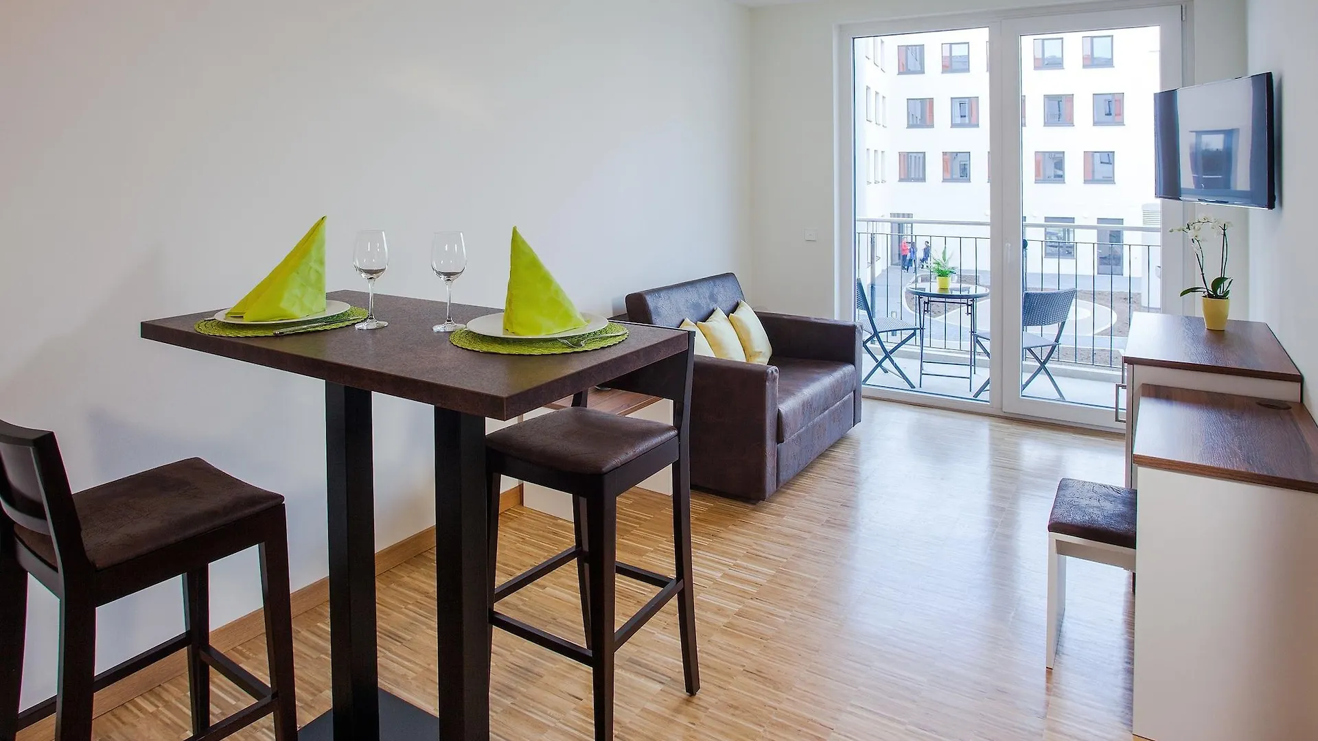 Coffee Fellows Hotel Muenchen-Freiham  Munich