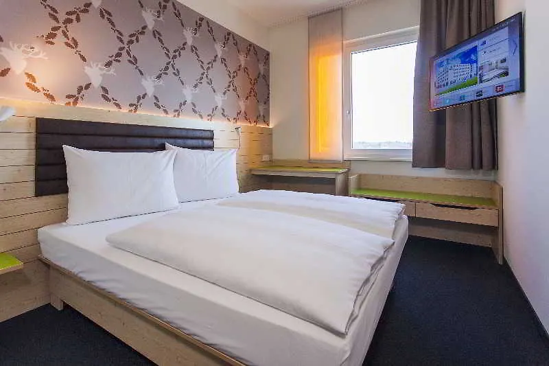 Coffee Fellows Hotel Muenchen-Freiham Munich