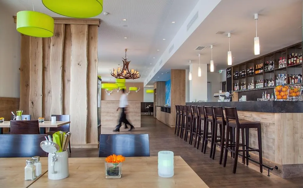 ***  Coffee Fellows Hotel Muenchen-Freiham Germany
