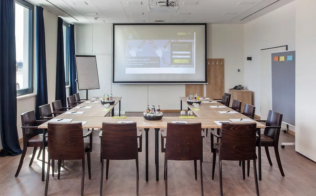 Coffee Fellows Hotel Muenchen-Freiham 3*, Munique