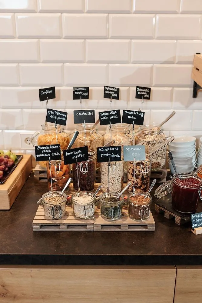 ***  Coffee Fellows Hotel Muenchen-Freiham Alemanha